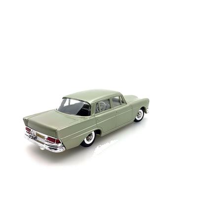 Gama Mercedes Heckflosse 220S Nummer 475 im Originalkarton (74665)