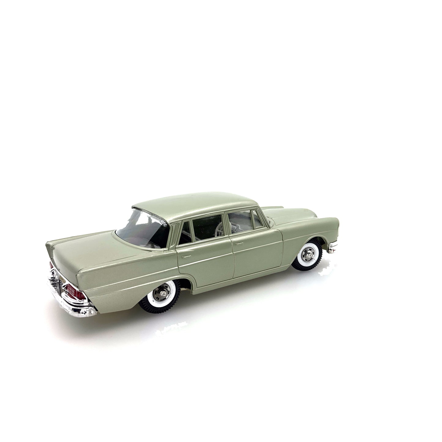 Gama Mercedes Heckflosse 220S Nummer 475 im Originalkarton (74665)