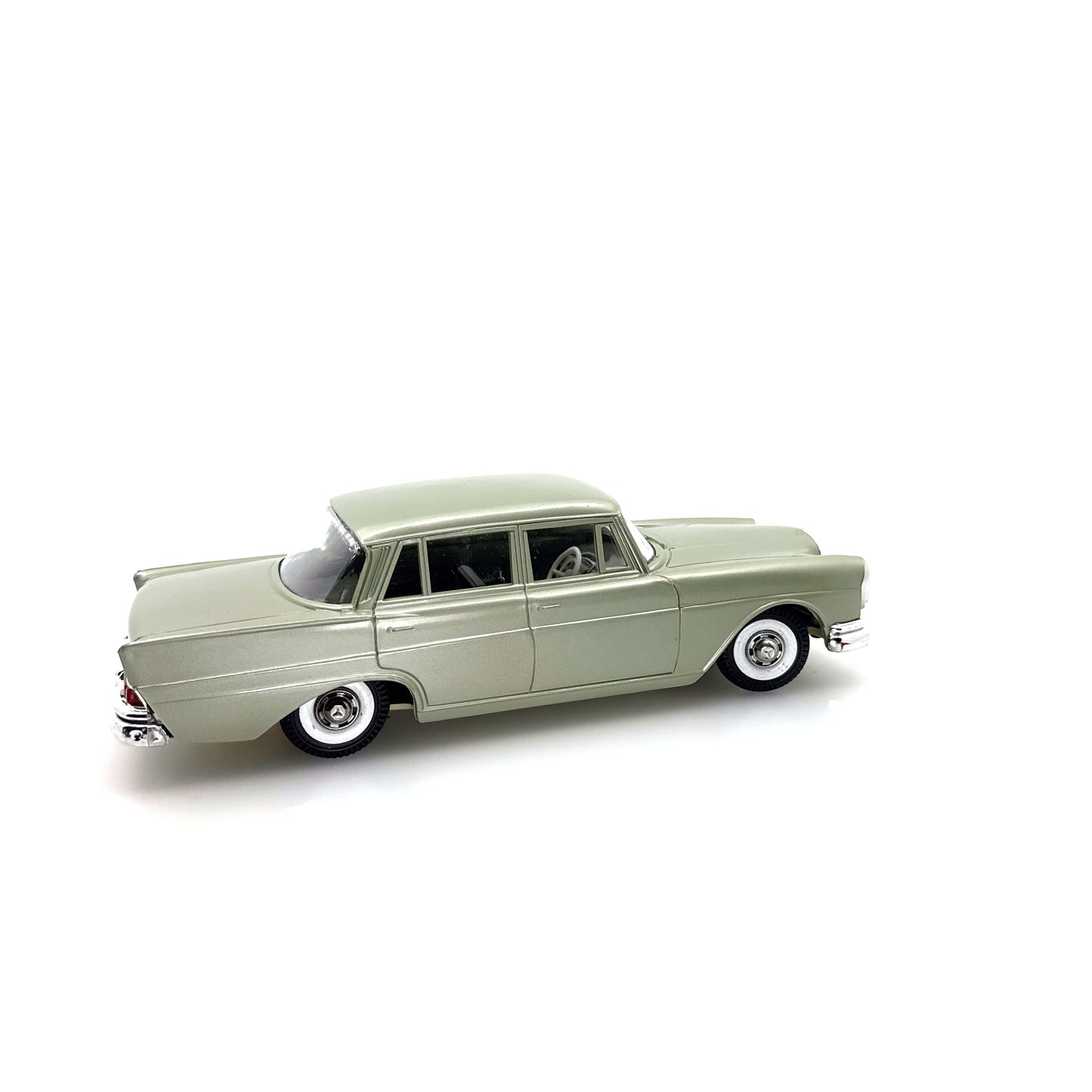 Gama Mercedes Heckflosse 220S Nummer 475 im Originalkarton (74665)