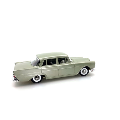 Gama Mercedes Heckflosse 220S Nummer 475 im Originalkarton (74665)