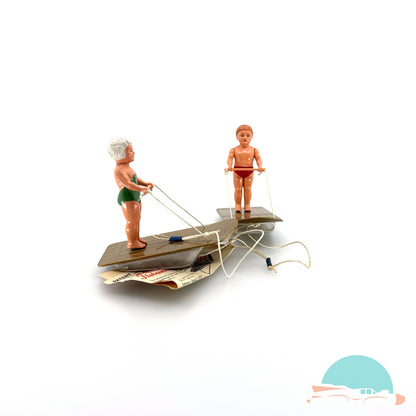 Zwei Schuco 3009 Flotano Mann und Frau im Originalkarton (75711)