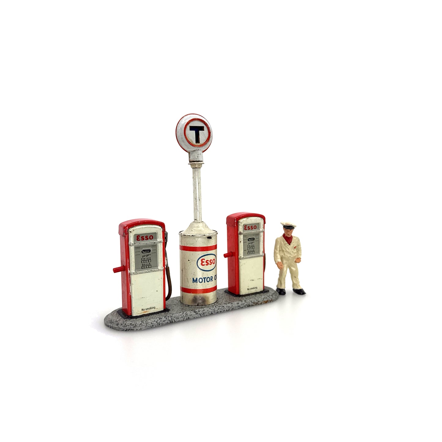 Arnold T Tankstelle (75258)