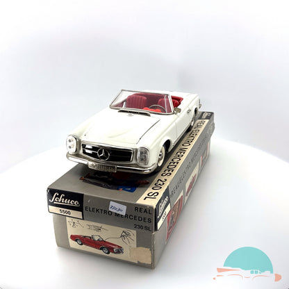 Schuco 5500 Real Mercedes Benz 230SL Pagode im Originalkarton (75030)