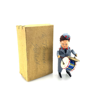 Schuco Trommlerfigur in Originalkarton (73040)