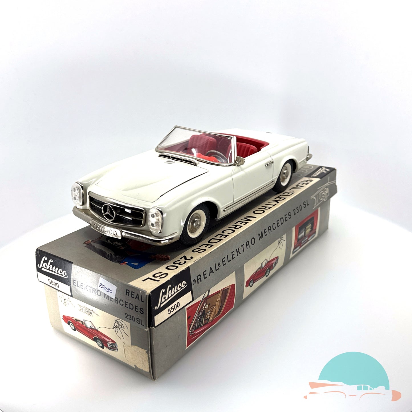 Schuco 5500 Real Mercedes Benz 230SL Pagode im Originalkarton (75030)