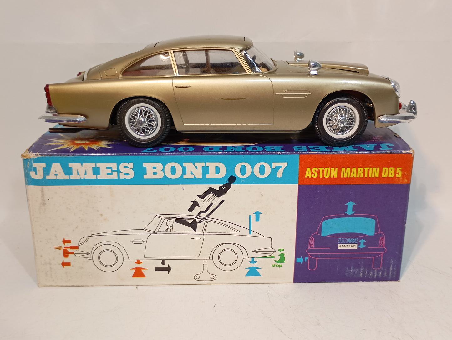 Gama Nr. 4900 - Aston Martin DB5 James Bond 007 Edition