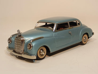 JNF Mercedes Adenauer M300 OVP Art.68 (72369)