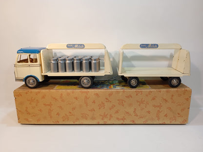 Göso milk truck in original box (72449)