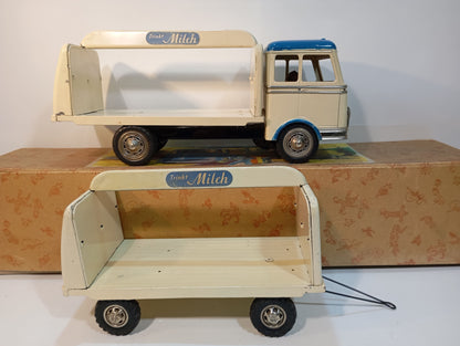 Göso milk truck in original box (72449)