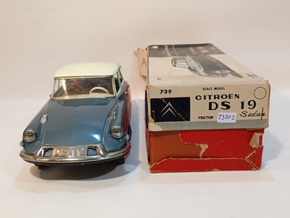 Bandai Citroen DS 19 Sedan Art.739 in original box (73002)