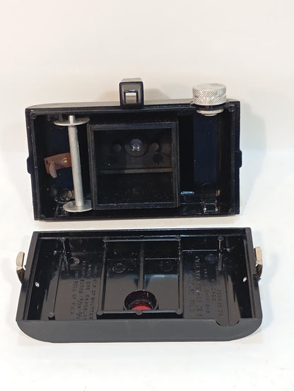 Donald's Duck Camera in the extraordinary original box (73018)