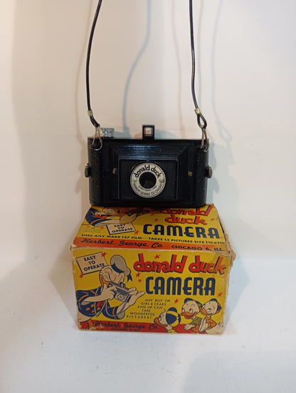Donald's Duck Camera in the extraordinary original box (73018)