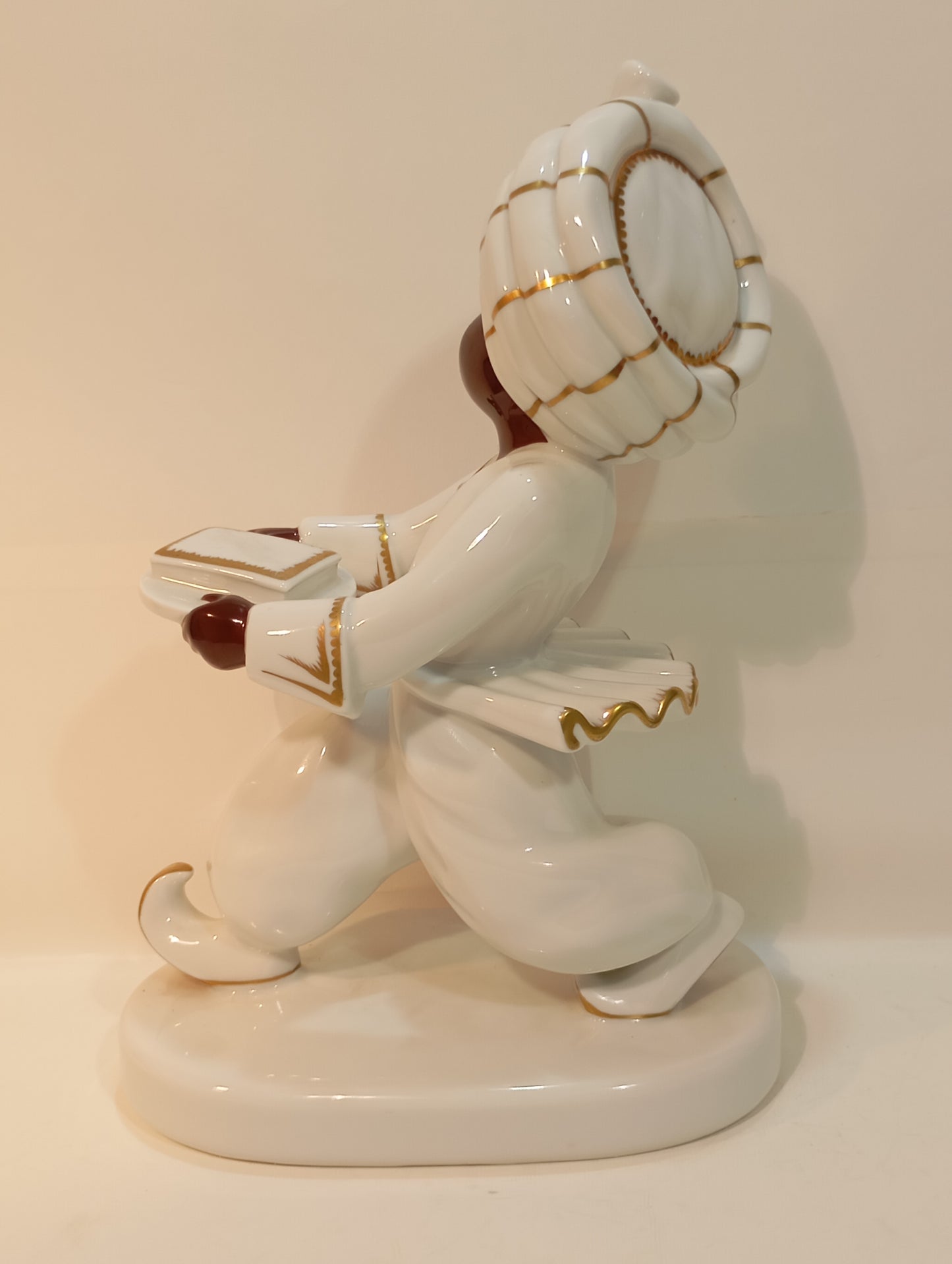 Rosenthal Sarotti Werbefigur mit der brauen Figur in großer Ausführung (73181)