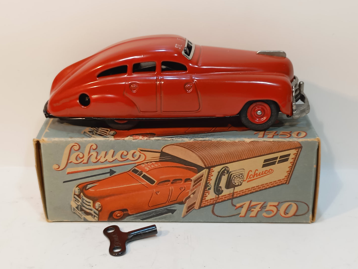 Schuco Art. 1750 Garagenauto im Originalkarton (73258)