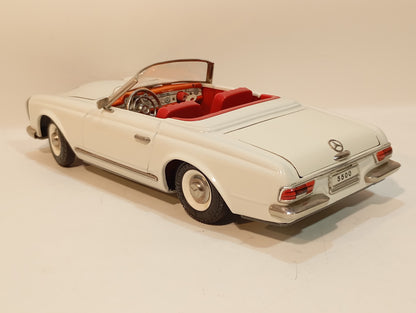 Schuco Real 5500 MB 230 SL im Originalkarton (73384)