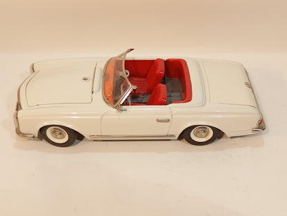 Schuco Real 5500 MB 230 SL im Originalkarton (73384)