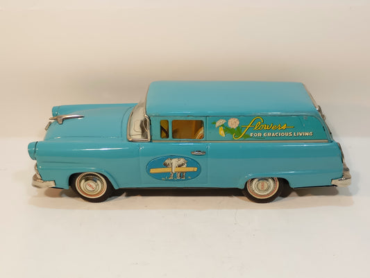 Bandai Ford Station Wagon Flower Car (73403)