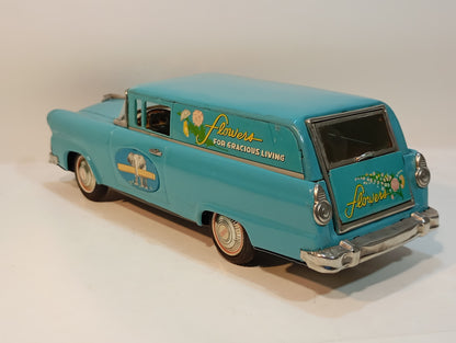 Bandai Ford Station Wagon Flower Car (73403)