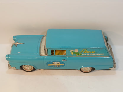 Bandai Ford Station Wagon Flower Car (73403)