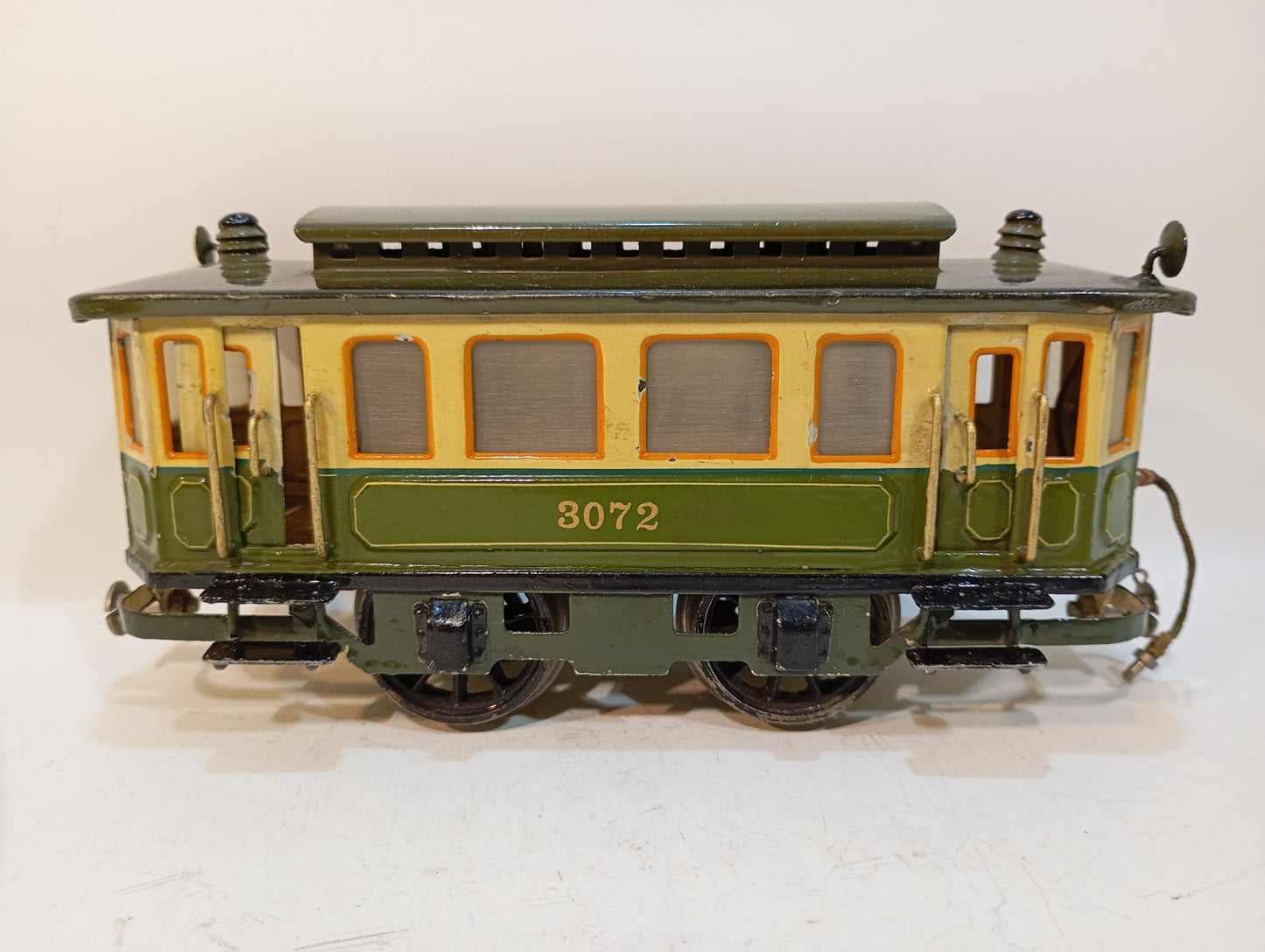 Märklin Spur 0 Straßenbahn 13070 und 13072 Anhänger (73439)