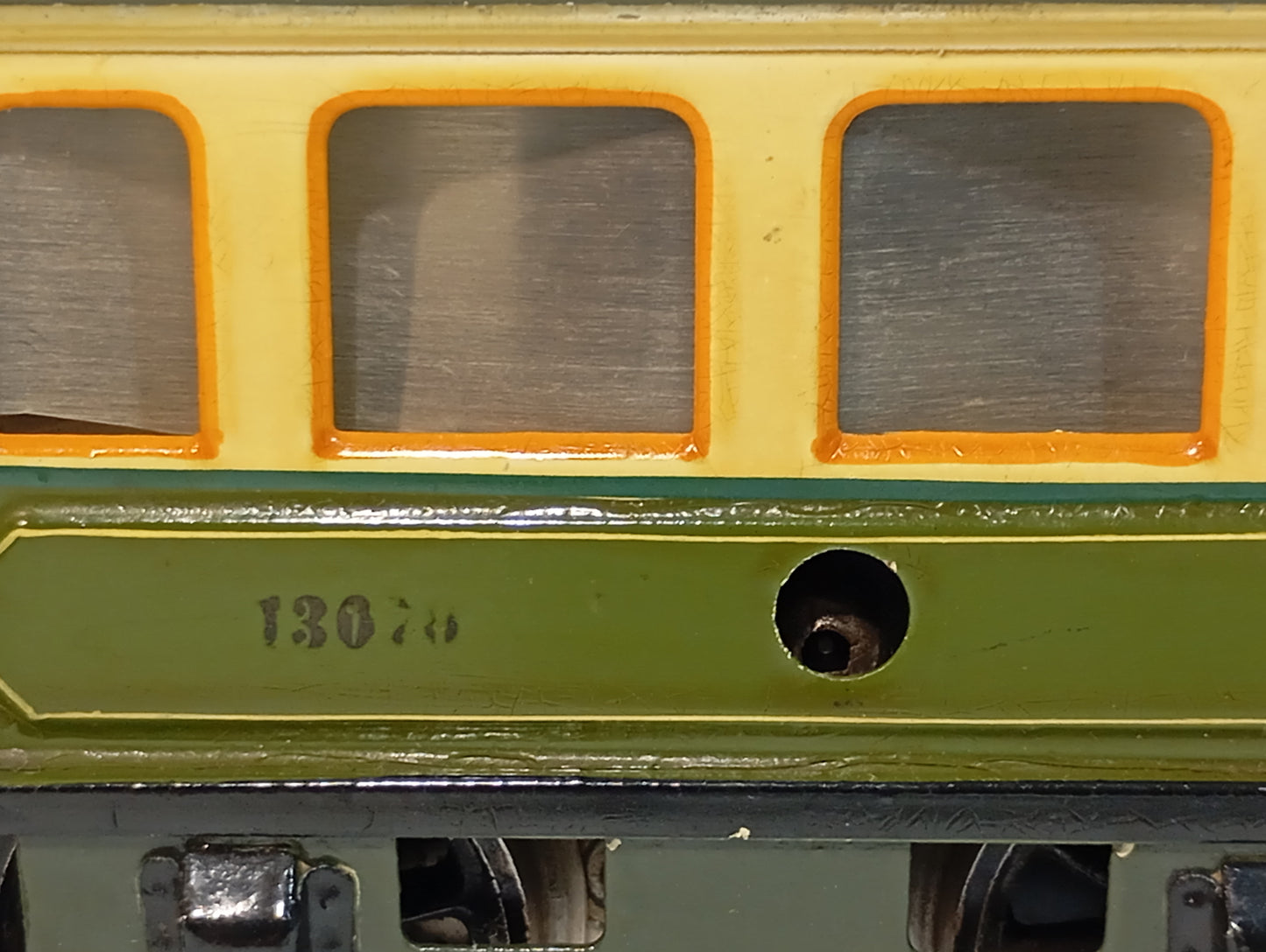 Märklin Spur 0 Straßenbahn 13070 und 13072 Anhänger (73439)