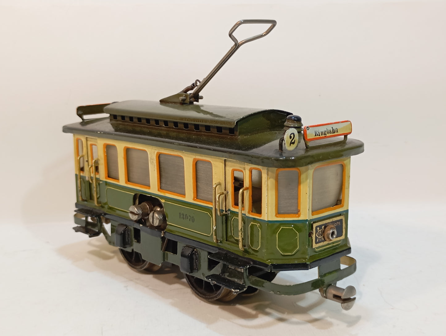 Märklin Spur 0 Straßenbahn 13070 und 13072 Anhänger (73439)