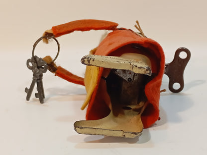 Schuco Petrus with Key Chain Dancing Figure (73454)