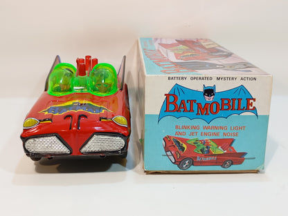KH Batmobile in original box (73447)
