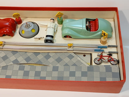 Schuco 4525 driving school set in original box (73605)