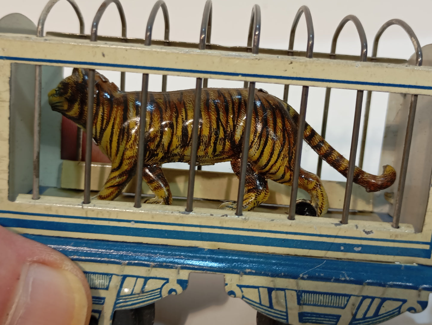 Zwei Issmayer Spur 0 Zirkus Tiertransport Wagen (73627)