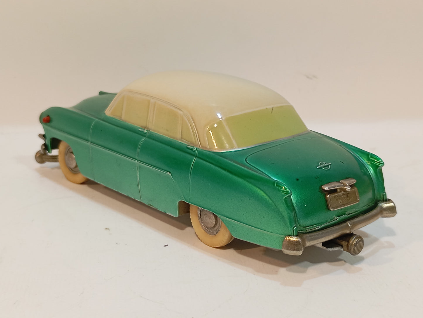 Prämeta Opel Kapitän mit Originalkarton (73637)