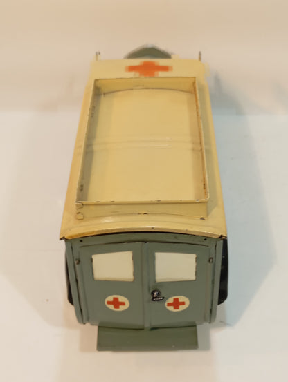 Hausser Sanitätskrankenwagen (73675)