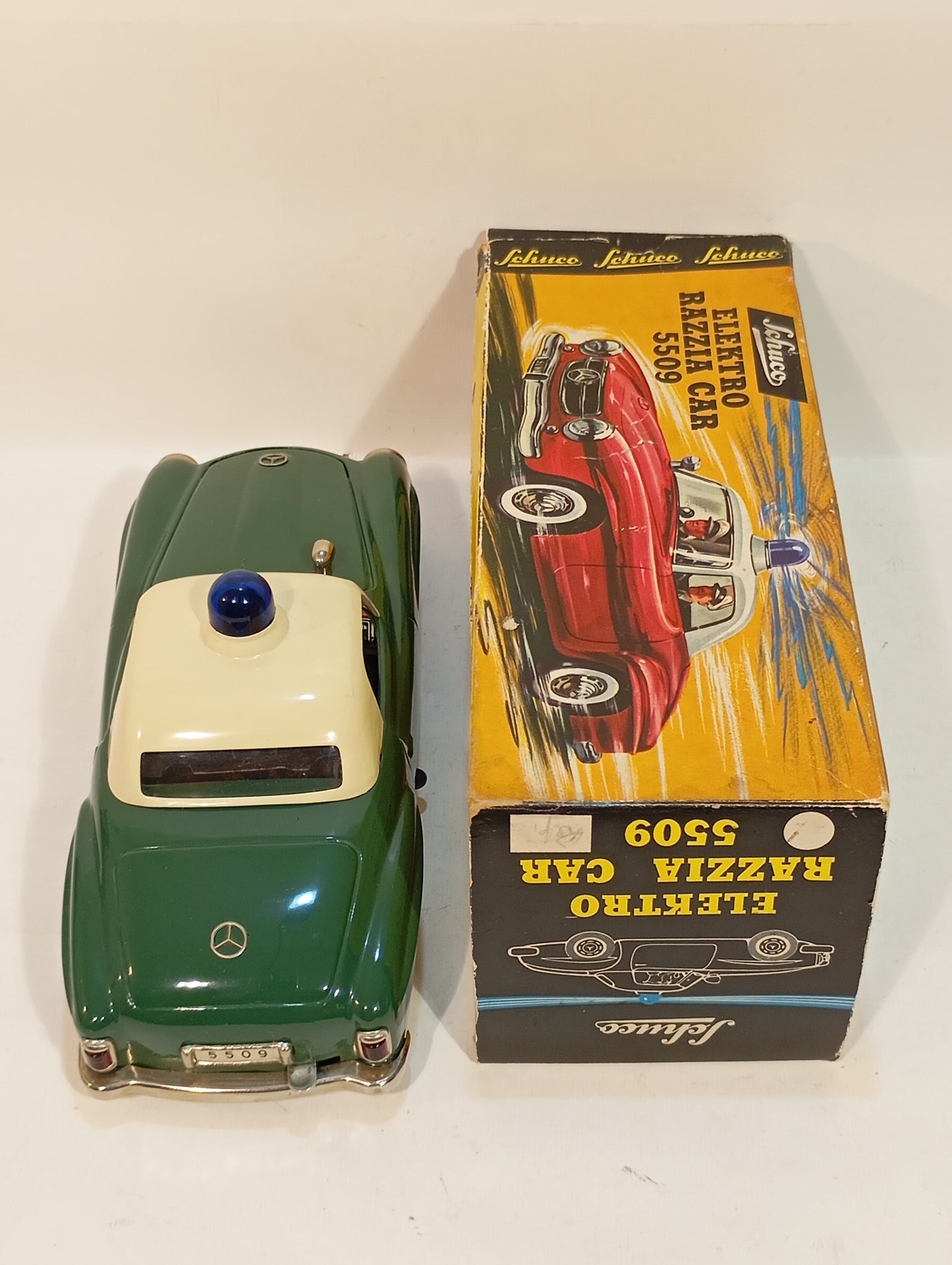 Schuco 5509 Razzia Car im Originalkarton (73440)