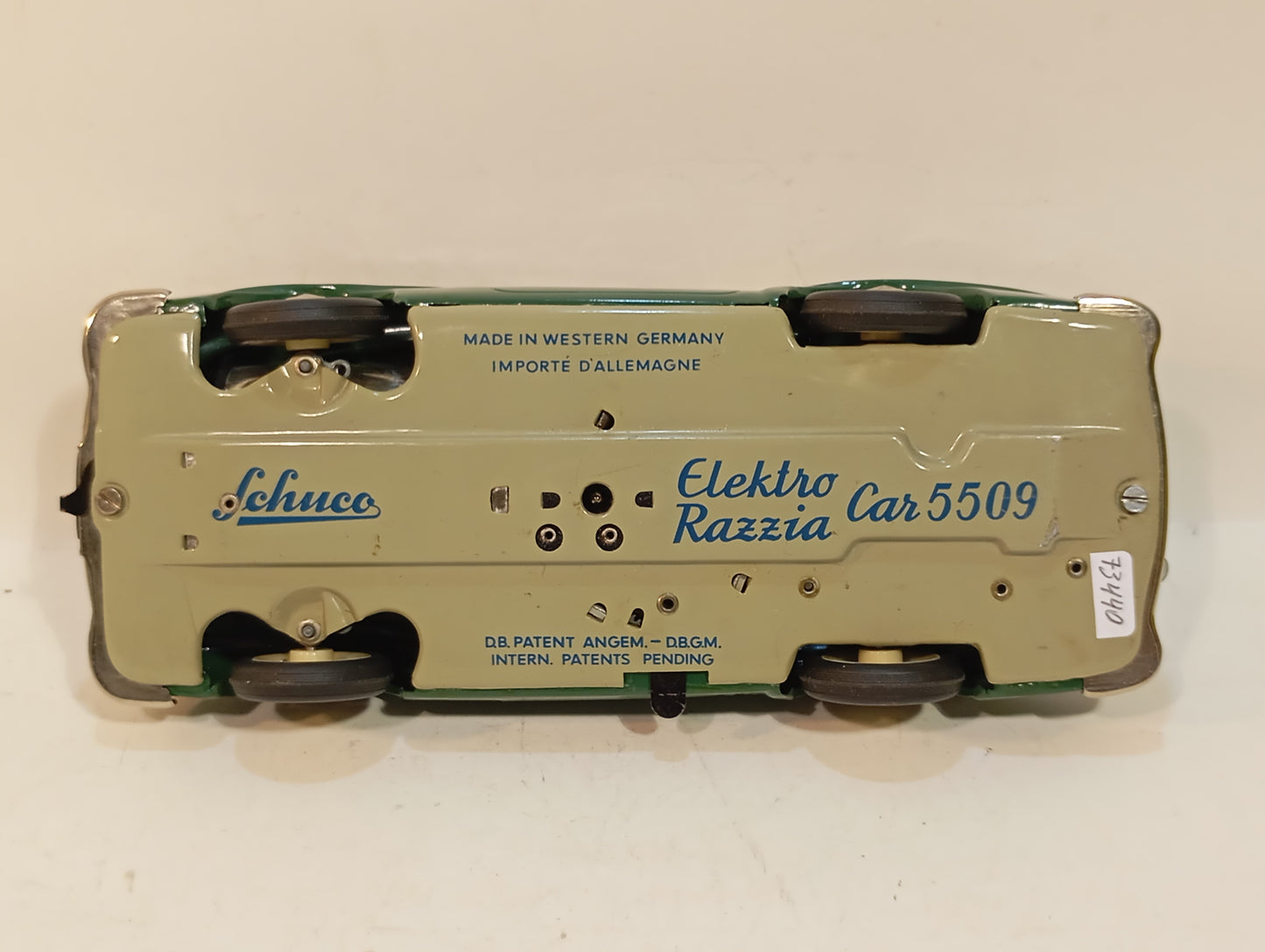 Schuco 5509 Razzia Car im Originalkarton (73440)