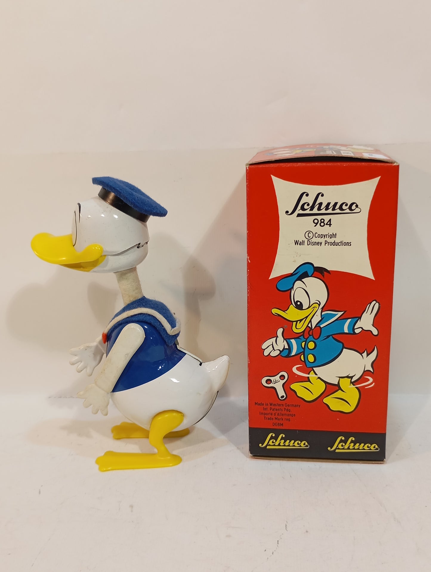 Schuco Donald Duck Nr. 984 im Originalkarton (73746)