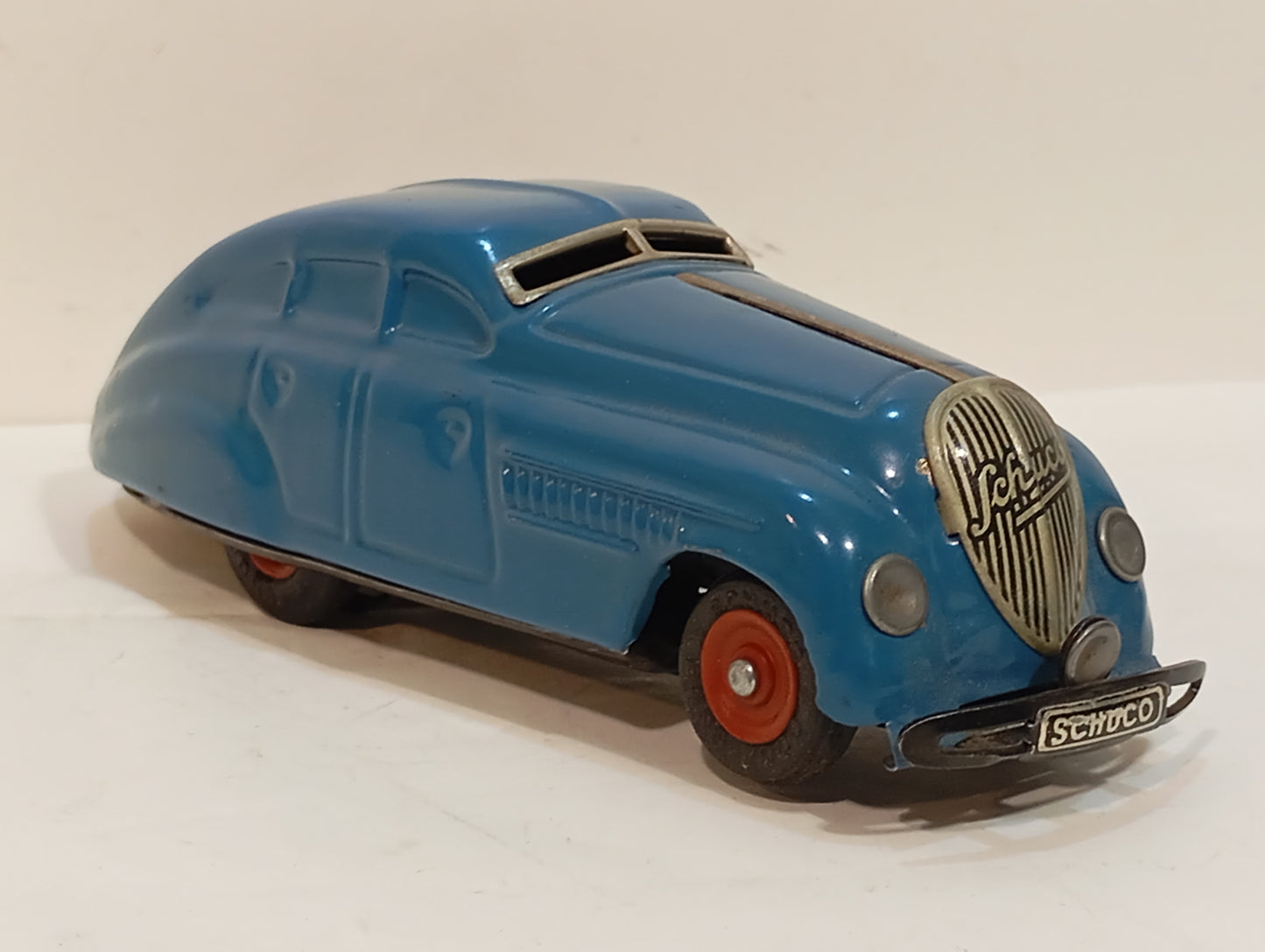 Schuco 1250 Maybach Limousine in original box (71500)
