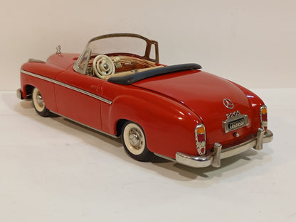 Schuco 5720 Hydro Car 220S Ponton Mercedes in original box (73603)