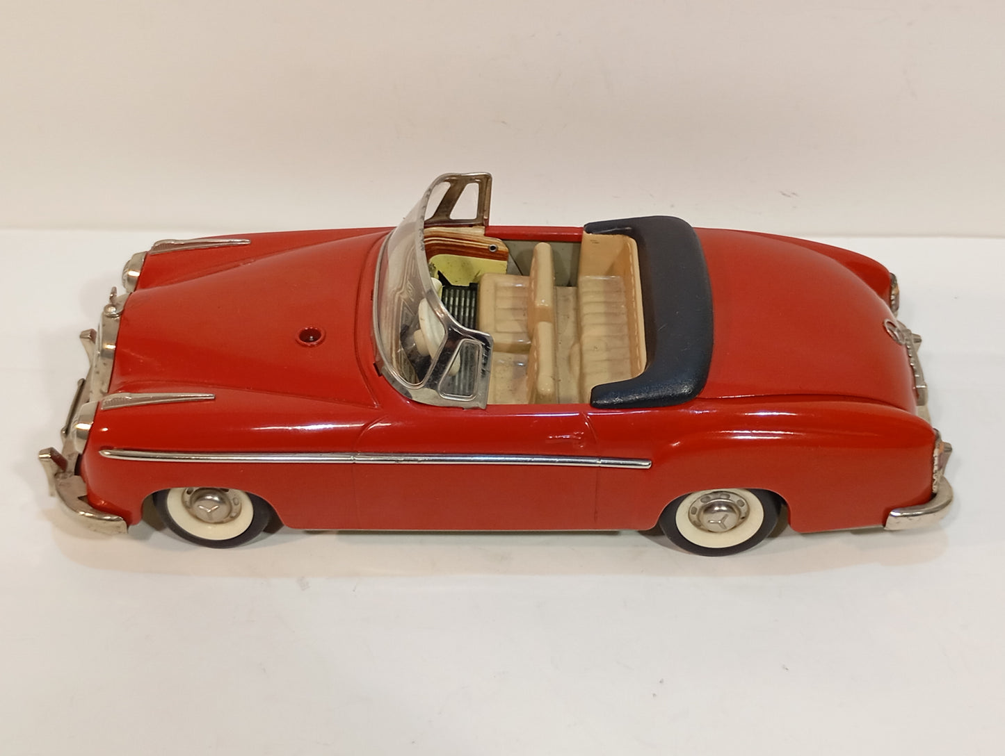 Schuco 5720 Hydro Car 220S Ponton Mercedes in original box (73603)