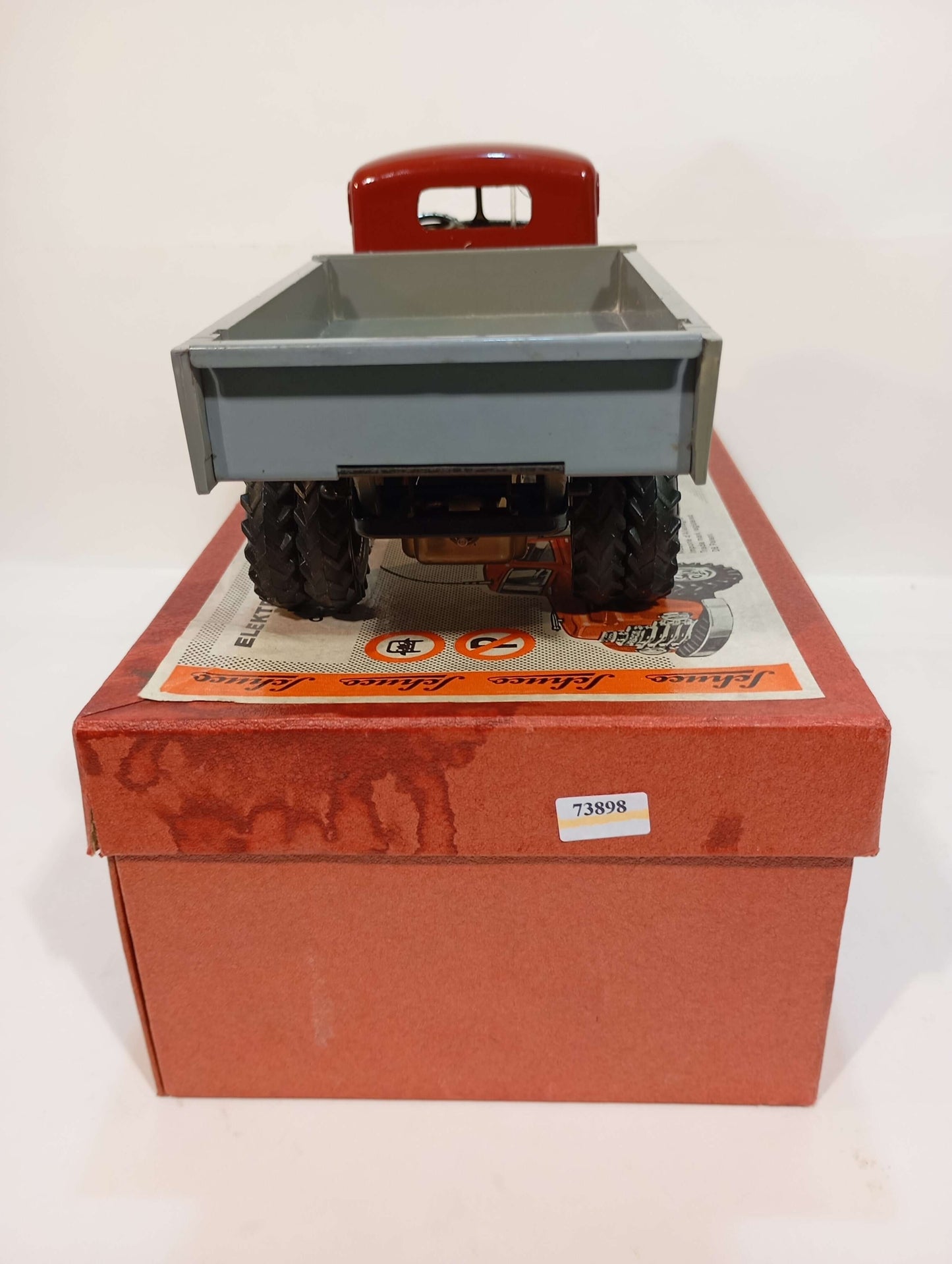 Schuco truck 6077 in original box (73898)
