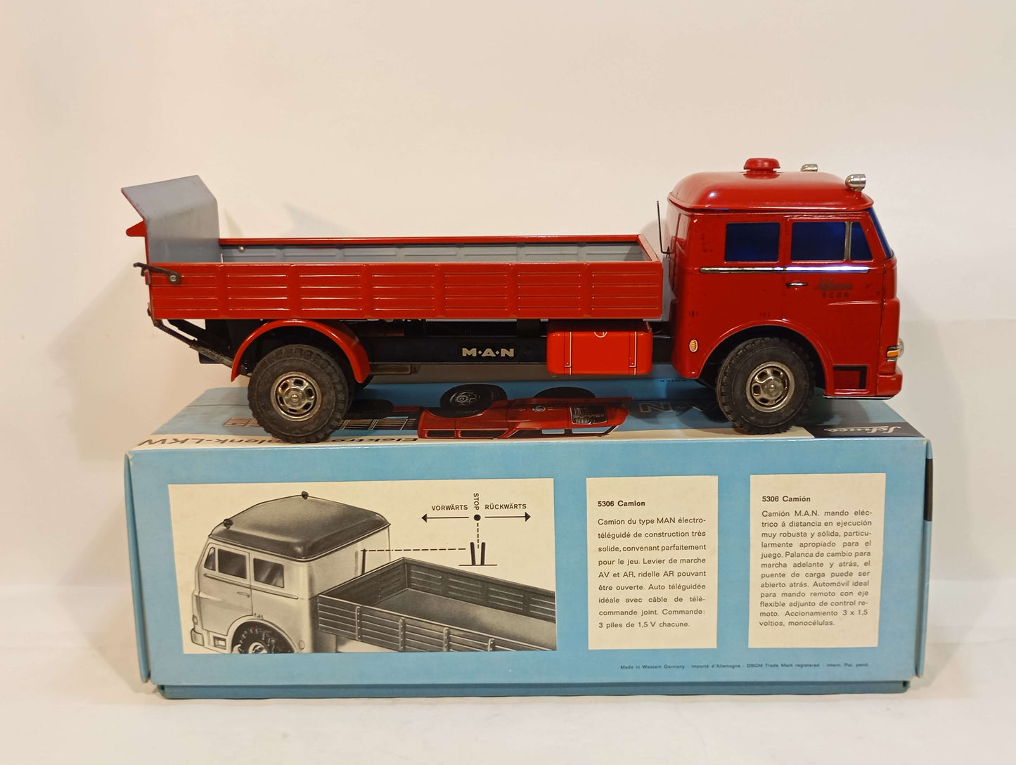 Schuco LKW MAN 6084 Lastomat (73874)