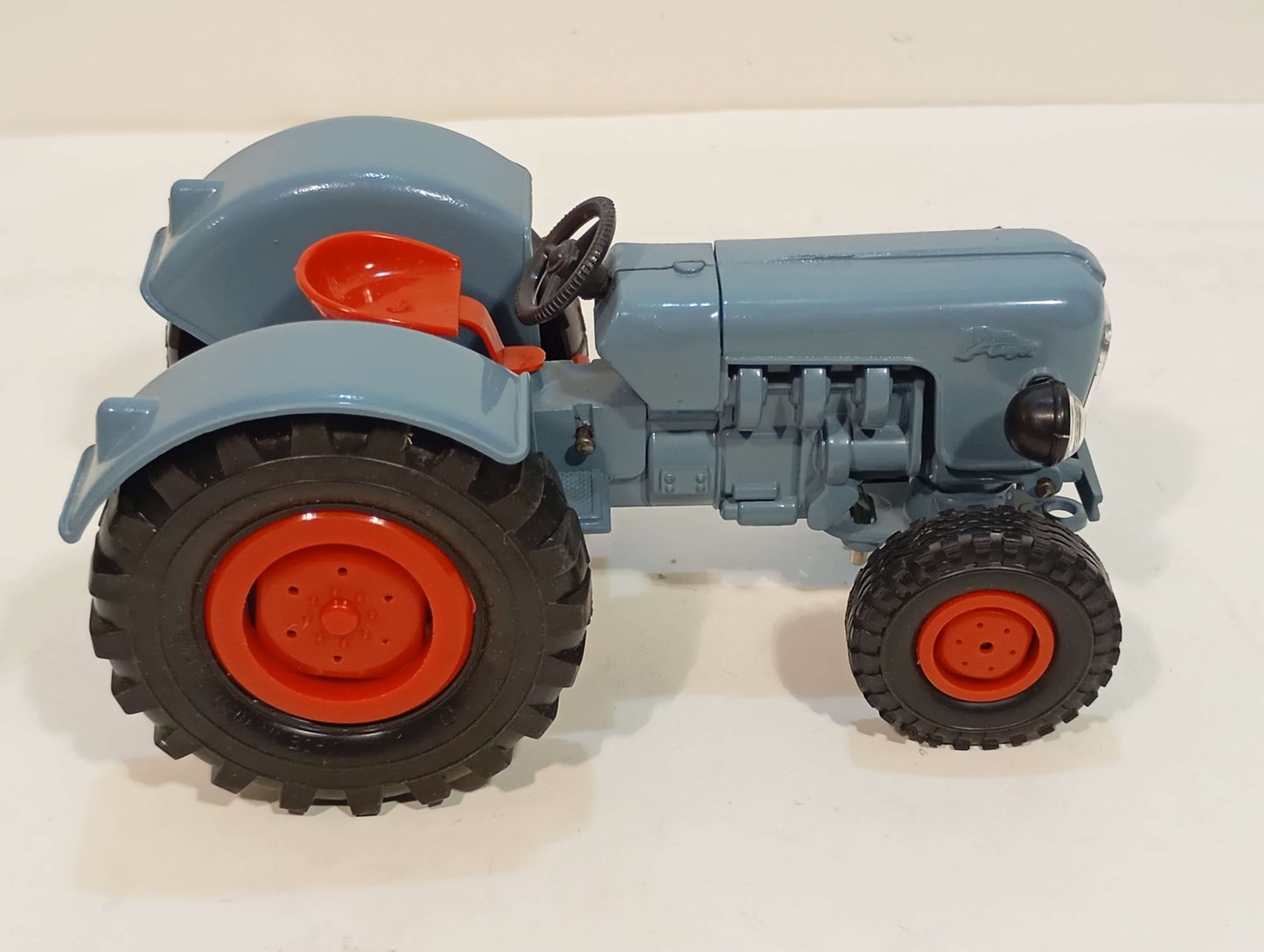 Michael Seidel (MS) 1775/2 Eicher Traktor im Originalkarton (73904)