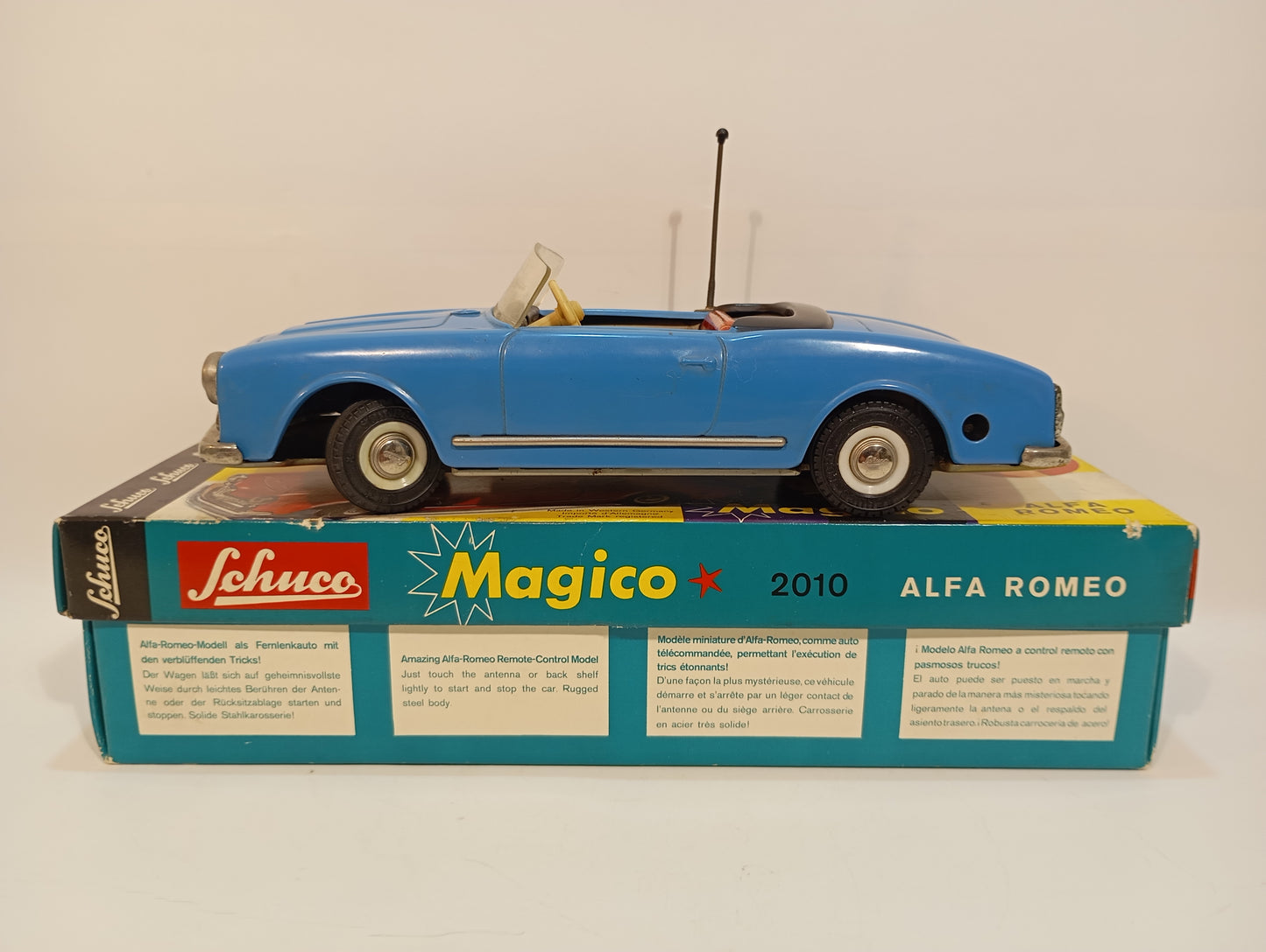 Schuco Magico 2010 Alfa Romeo in Originalkarton (73470)