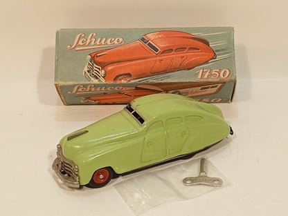 Schuco 1750 Garagenauto hellgrün im Originalkarton (73939)