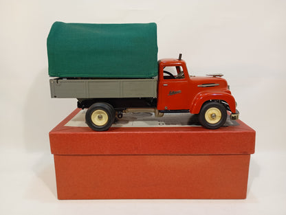Schuco 550 Hegi Constructions LKW im Originalkarton (73938)
