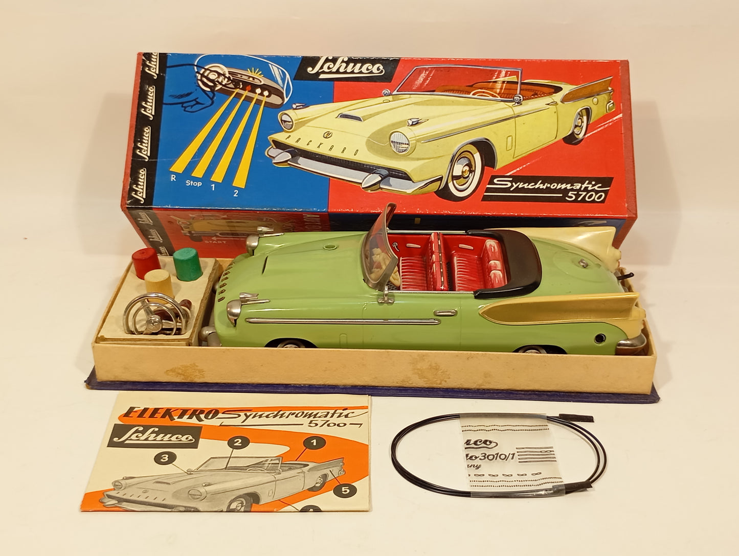 Schuco 5700 Electro Synchromatic Packard im Originalkarton (73920)
