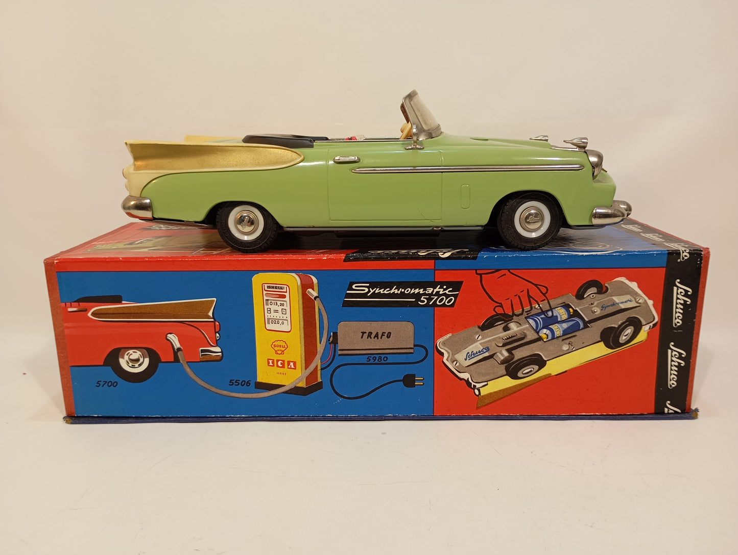 Schuco 5700 Electro Synchromatic Packard im Originalkarton (73920)