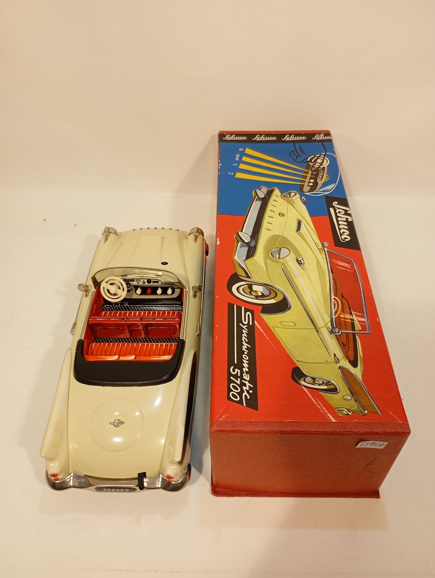 Schuco 5700 Electro Synchromatic Packard im Originalkarton (73950)