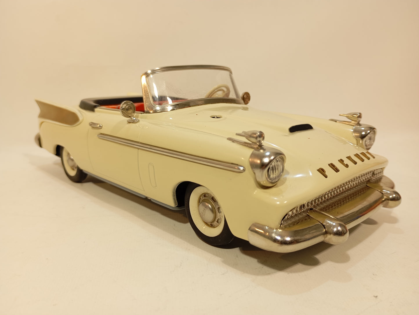 Schuco 5700 Electro Synchromatic Packard im Originalkarton (73950)