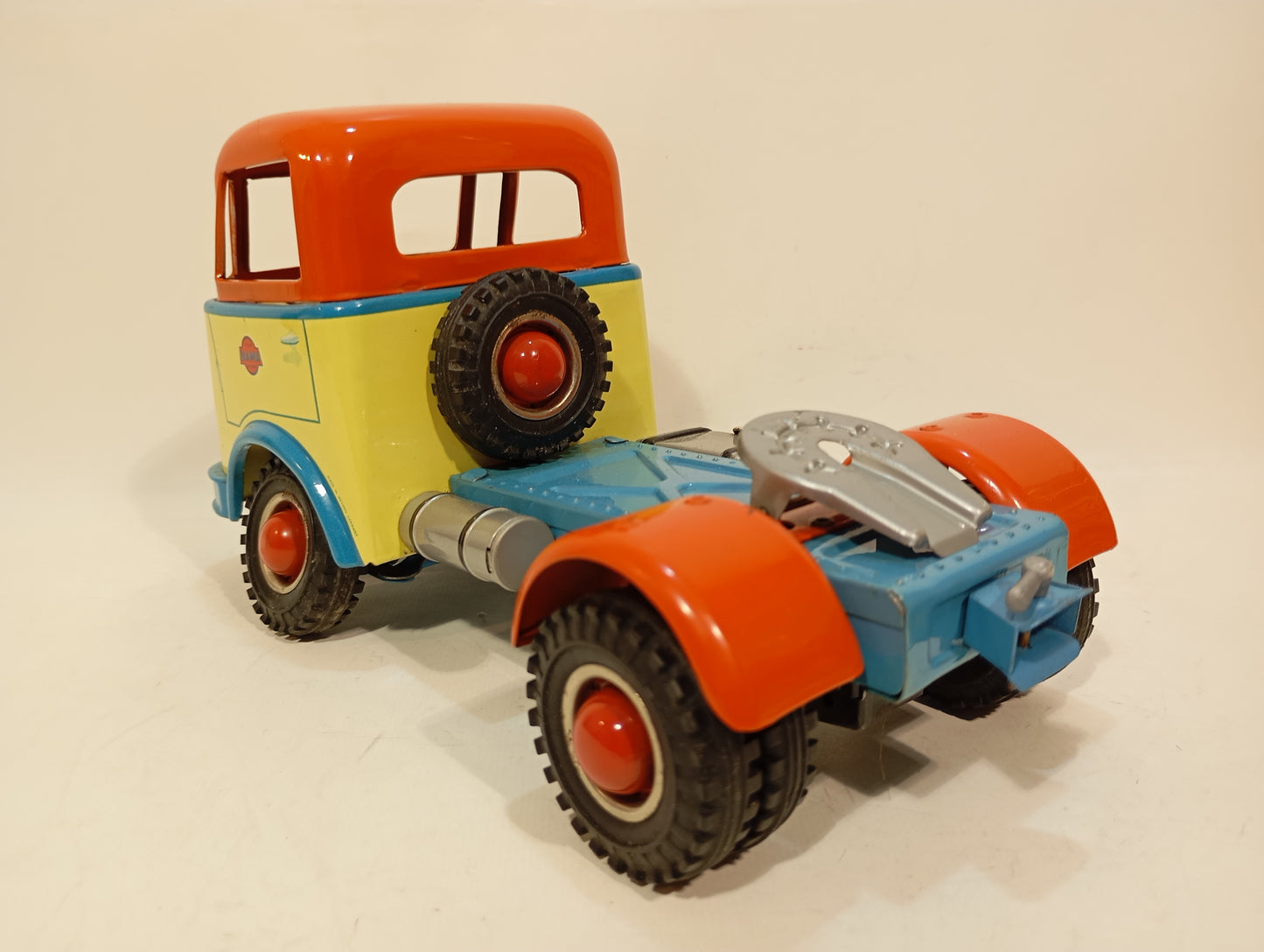 Gama 292/1/29 großer intern. Sattelzug LKW im Originalkarton (74080)