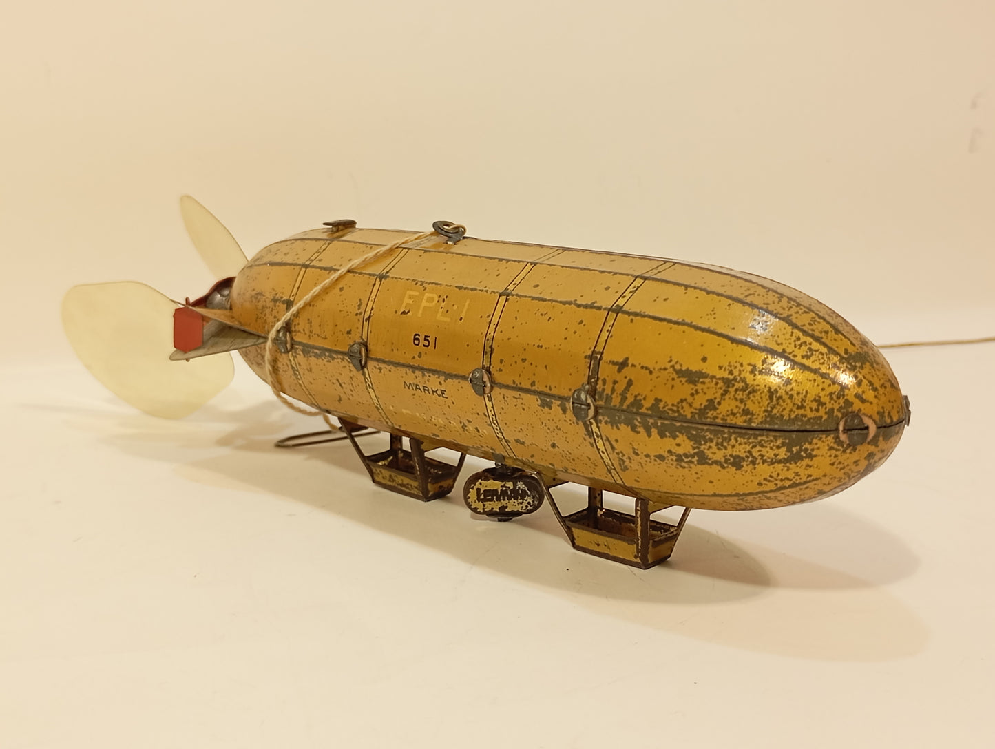 Ernst Paul Lehmann EPL Nr. 651 Zeppelin im Originalkarton (74150)